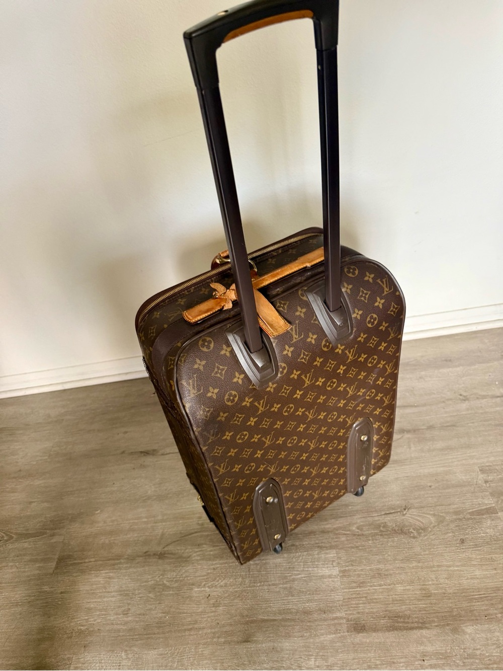 LOUIS VUITTON Pegase 55 Monogram Canvas Travel Rolling Suitcase - Picture 2 of 9